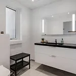 Cyrill - 2km From The Sea By Interhome Feriehus *