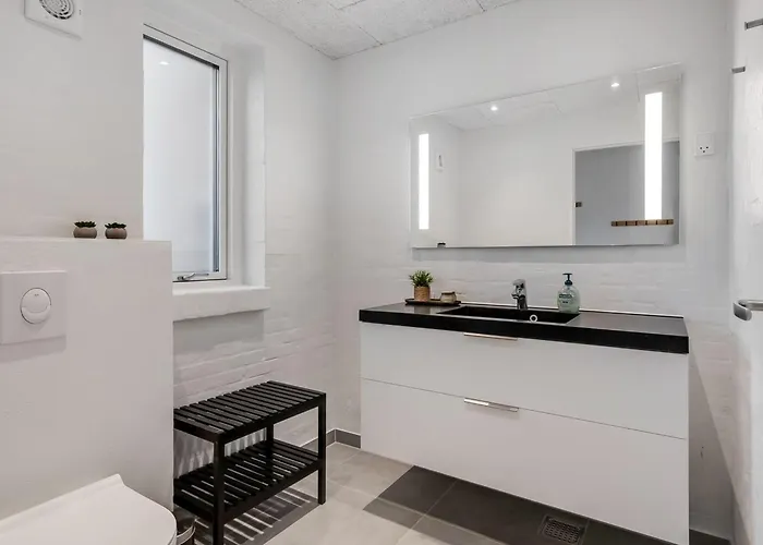 Cyrill - 2km From The Sea By Interhome Semesterbostad *